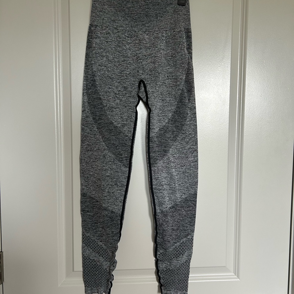PINK Victoria's Secret Gray High-Waisted Leggings with Compression